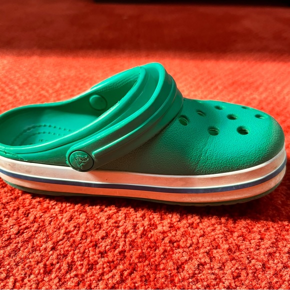 ❤️Host Pick❤️Kids Green Crocs - Picture 4 of 16